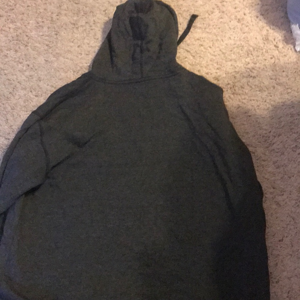 Sweatshirt - Picture 2 of 2
